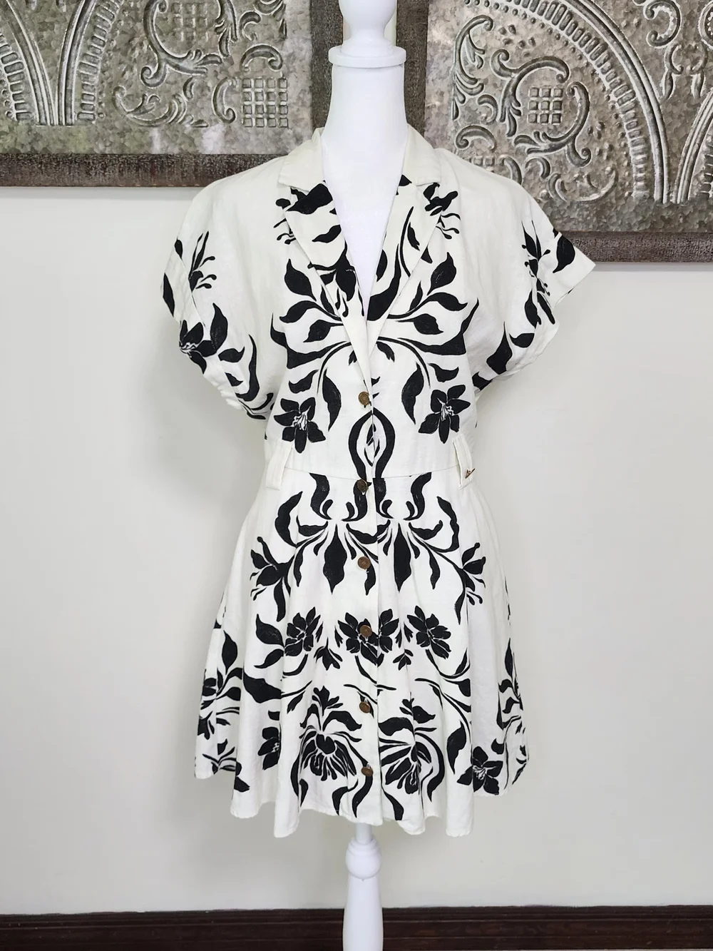 Zara Cream & Black Floral Linen Blend Button-Front Fit-and-Flare Dress Large - Picture 16 of 16